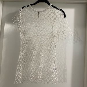 White fish net shirt